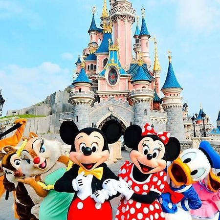 Family Disney Coconing A 10 Minutes Du Parc Coupvray Exterior photo
